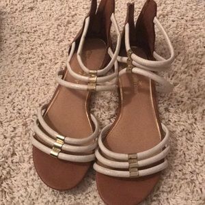 Montego Bay strapping sandals like new size 8